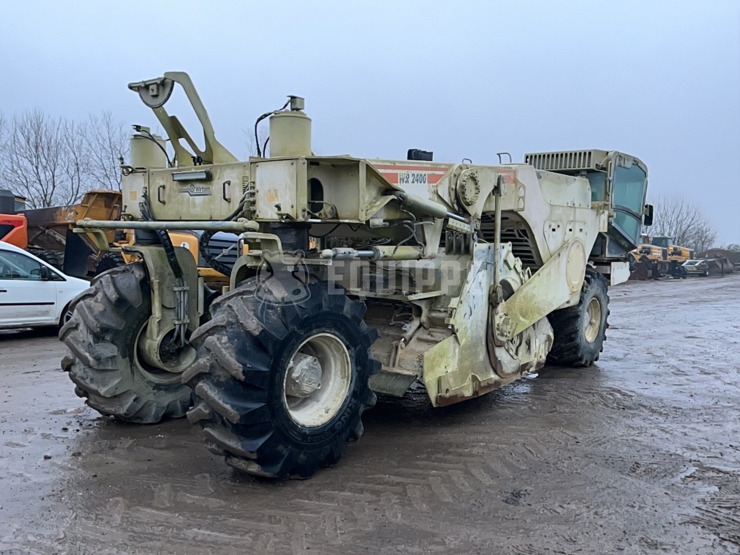Wirtgen Wr 2400 - - Używany Stabilizator gruntu