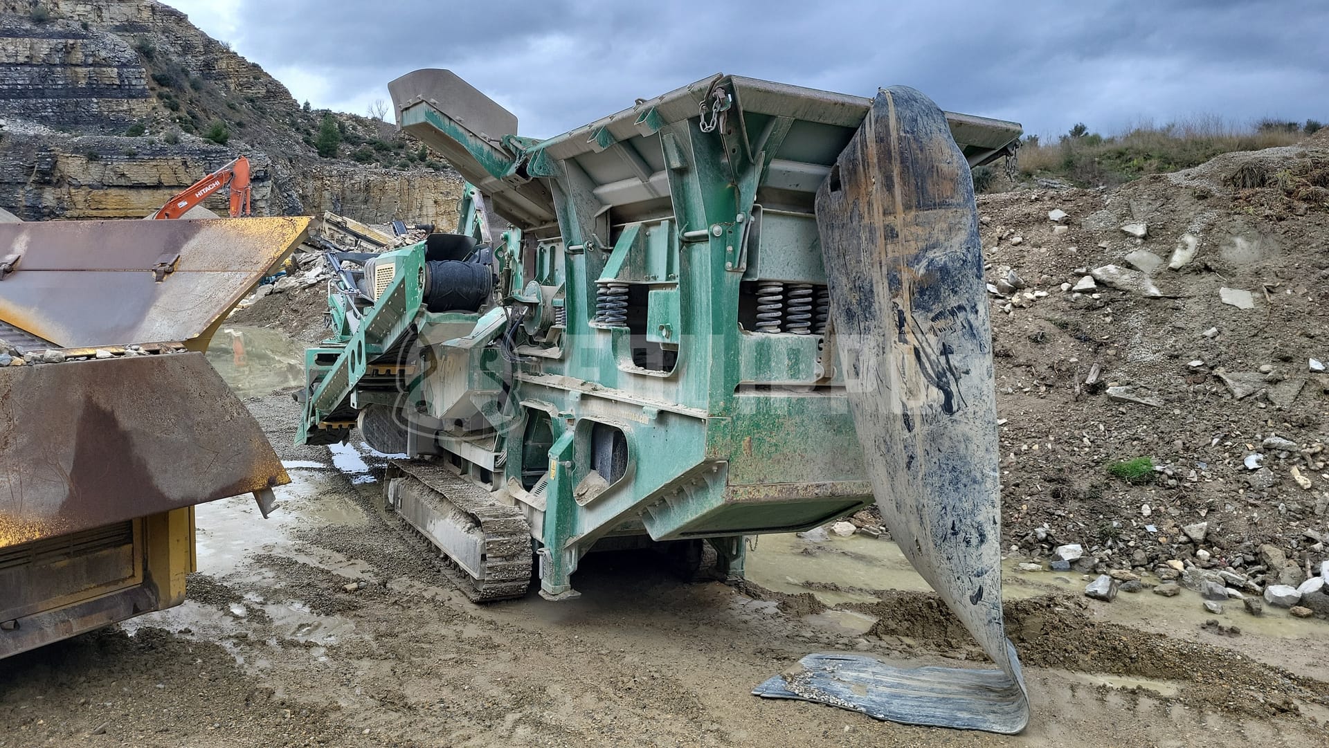 McCloskey I44R Impact - - Used Crusher