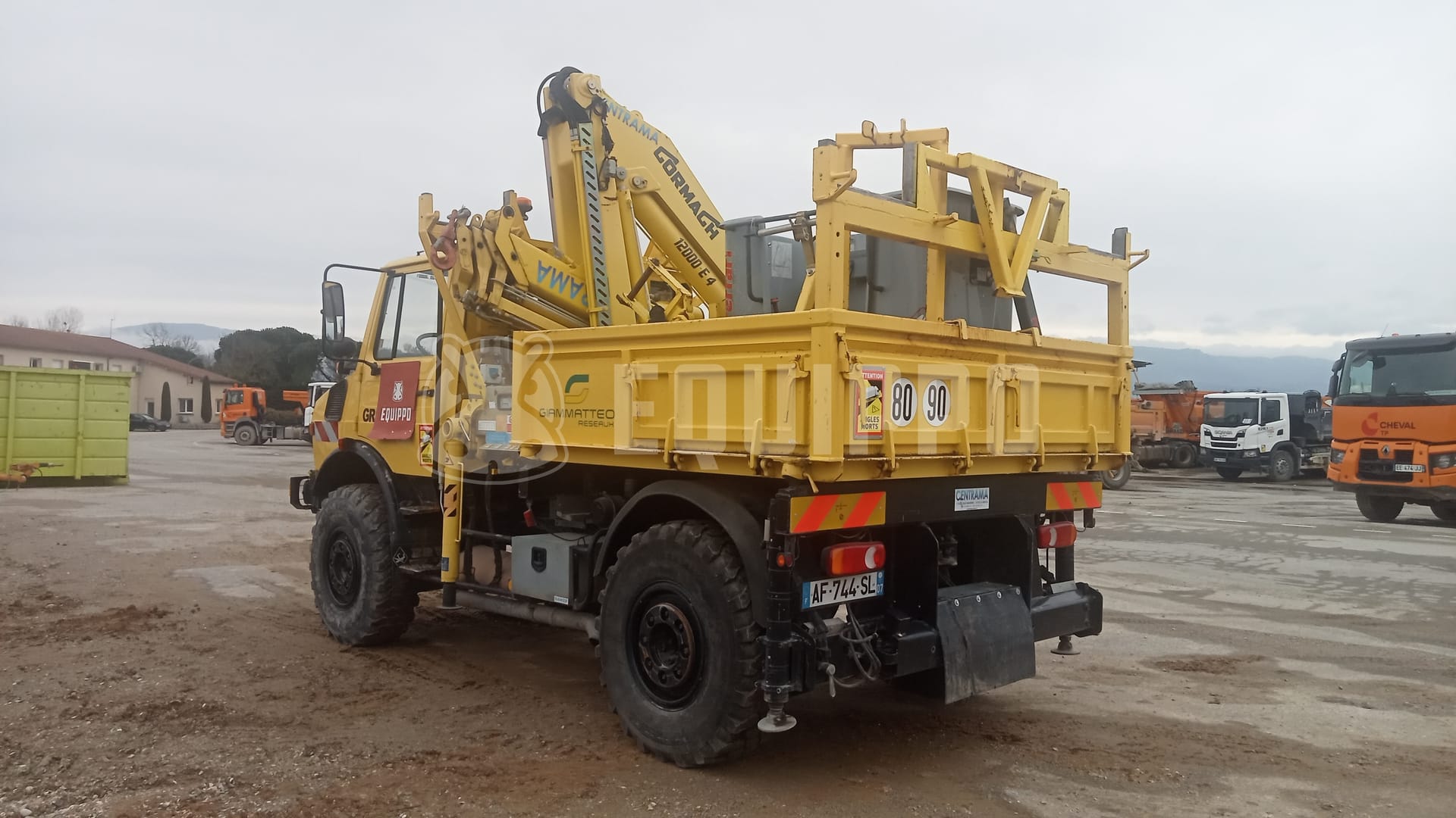 Mercedes-Benz Unimog 427 with 2021 Cormach 12000E4 (11m), auger and working basket - - Used Crane Truck