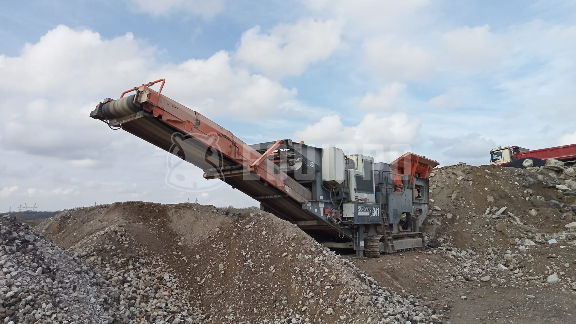Sandvik Qj 341 - - Used Crusher
