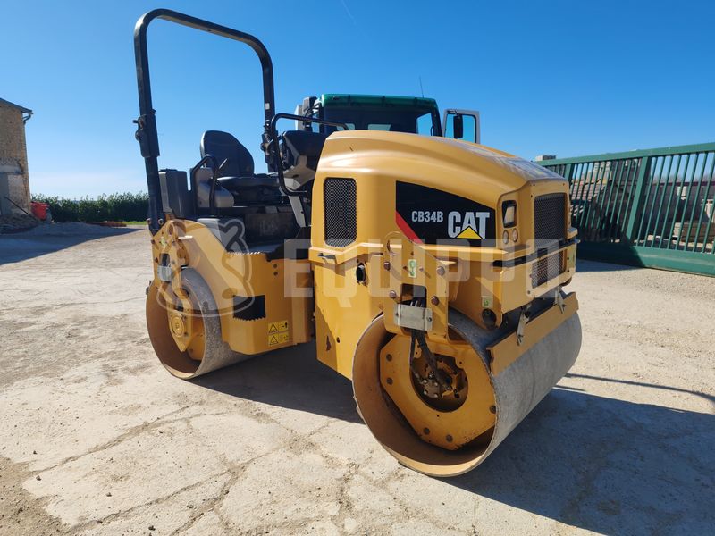 Caterpillar CB34BLRC  - - Used Tandem Roller