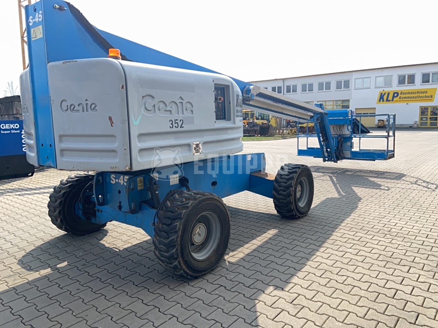Genie S-45 (14m) - - Used Telescopic Boom Lift
