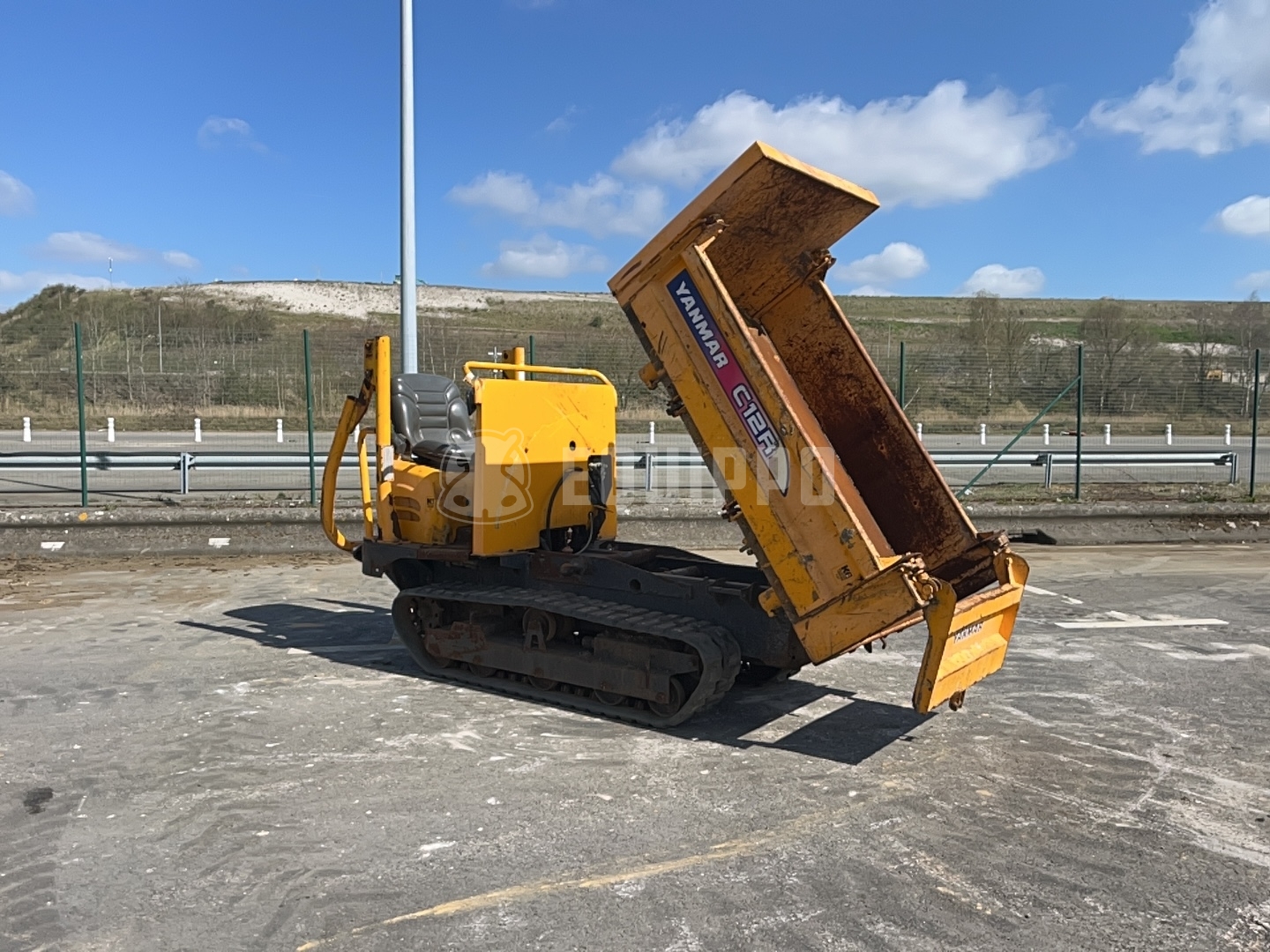 Yanmar C12R-B – 1.1t Tracked Site Dumper for Efficient Material Transport - - Used Site Dumper
