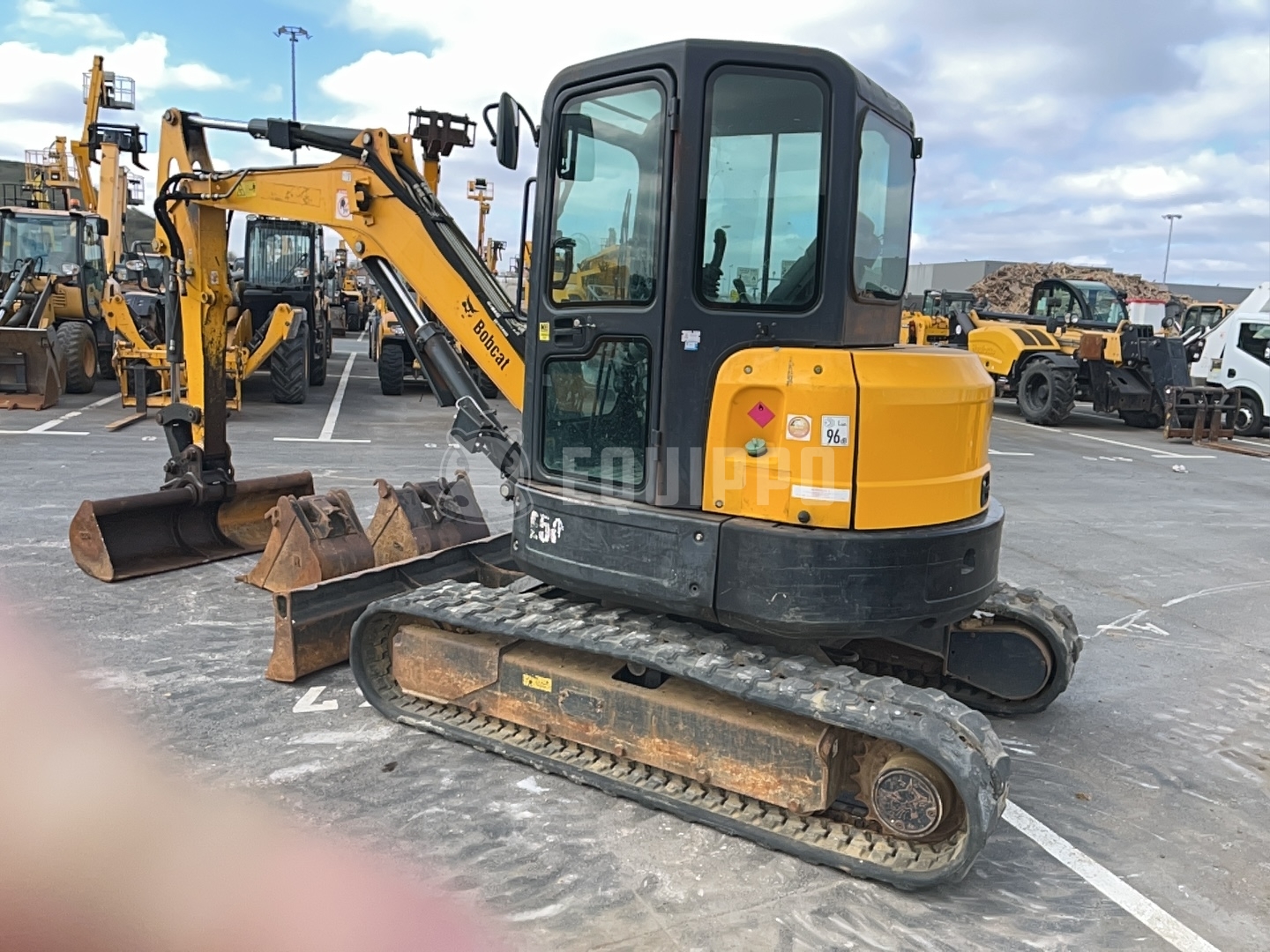 Bobcat E50 5t Mini Excavator with 3 Buckets for Heavy-Duty Excavation - - Used Mini Excavator  < 7t