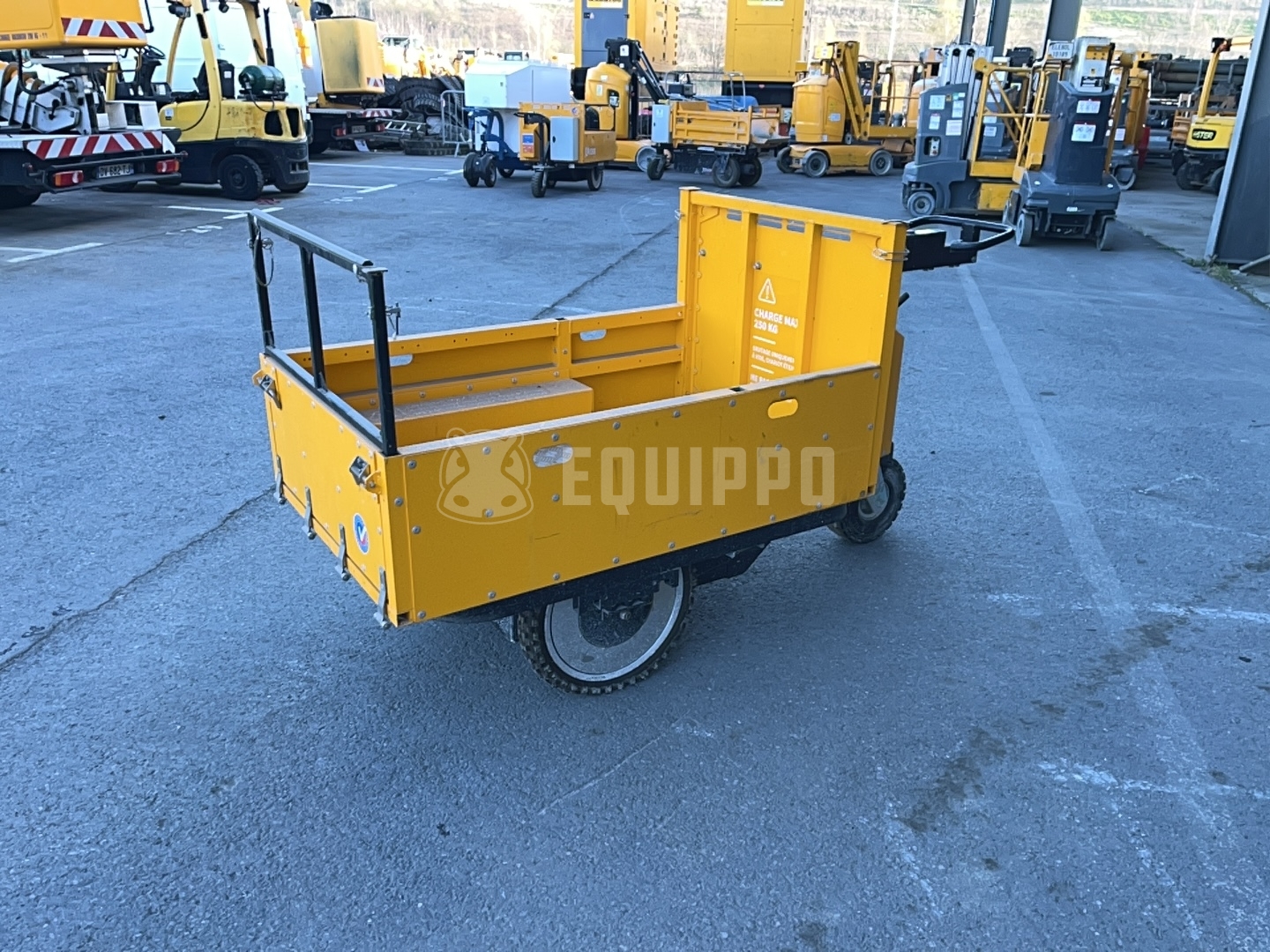 K Ryole KROSS V5 – Electric Trailer for Effortless Urban Cargo Movement - - Used Small Equipment