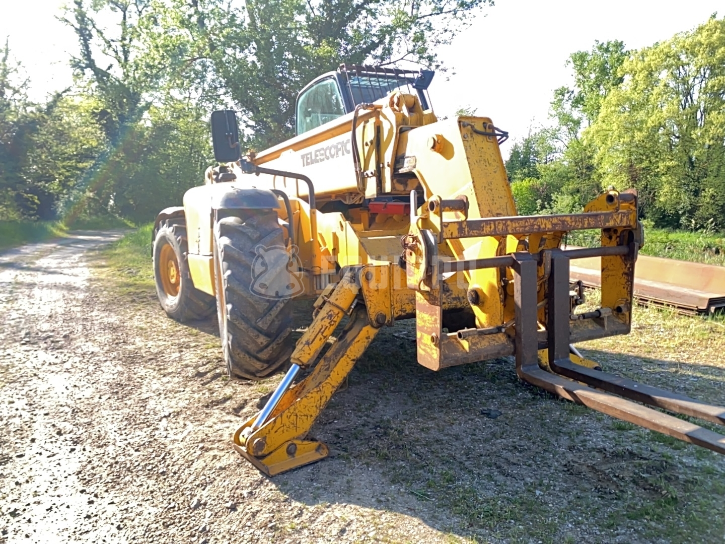 JCB 537-135  - - Used Telescopic Forklift