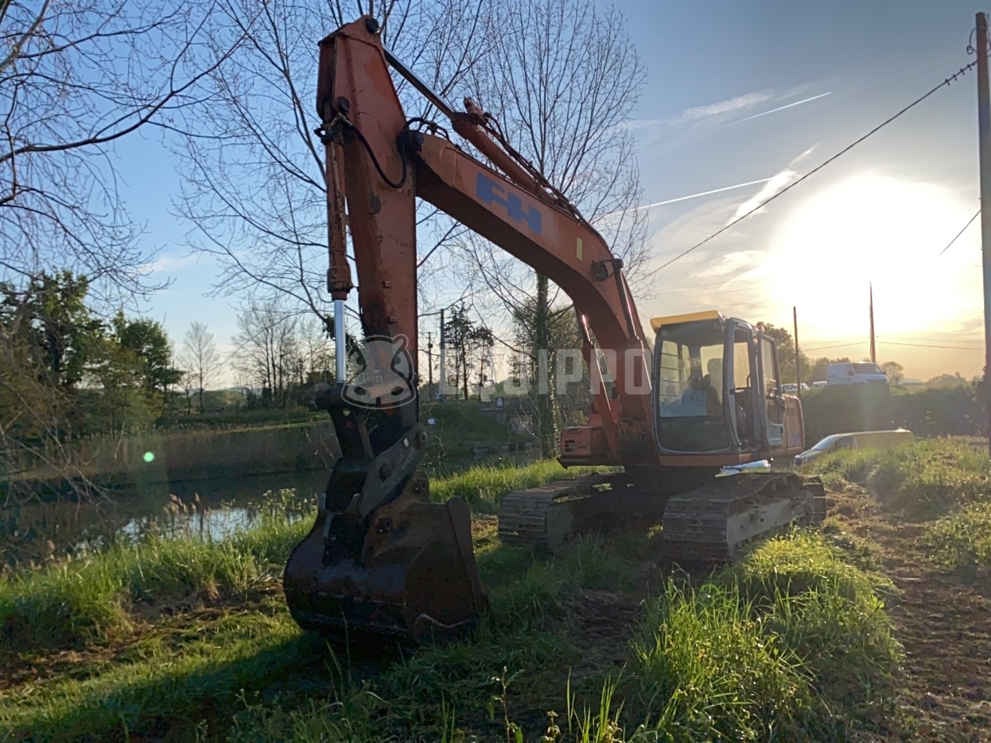 Fiat-Hitachi Ex 215 - - Used Tracked Excavator