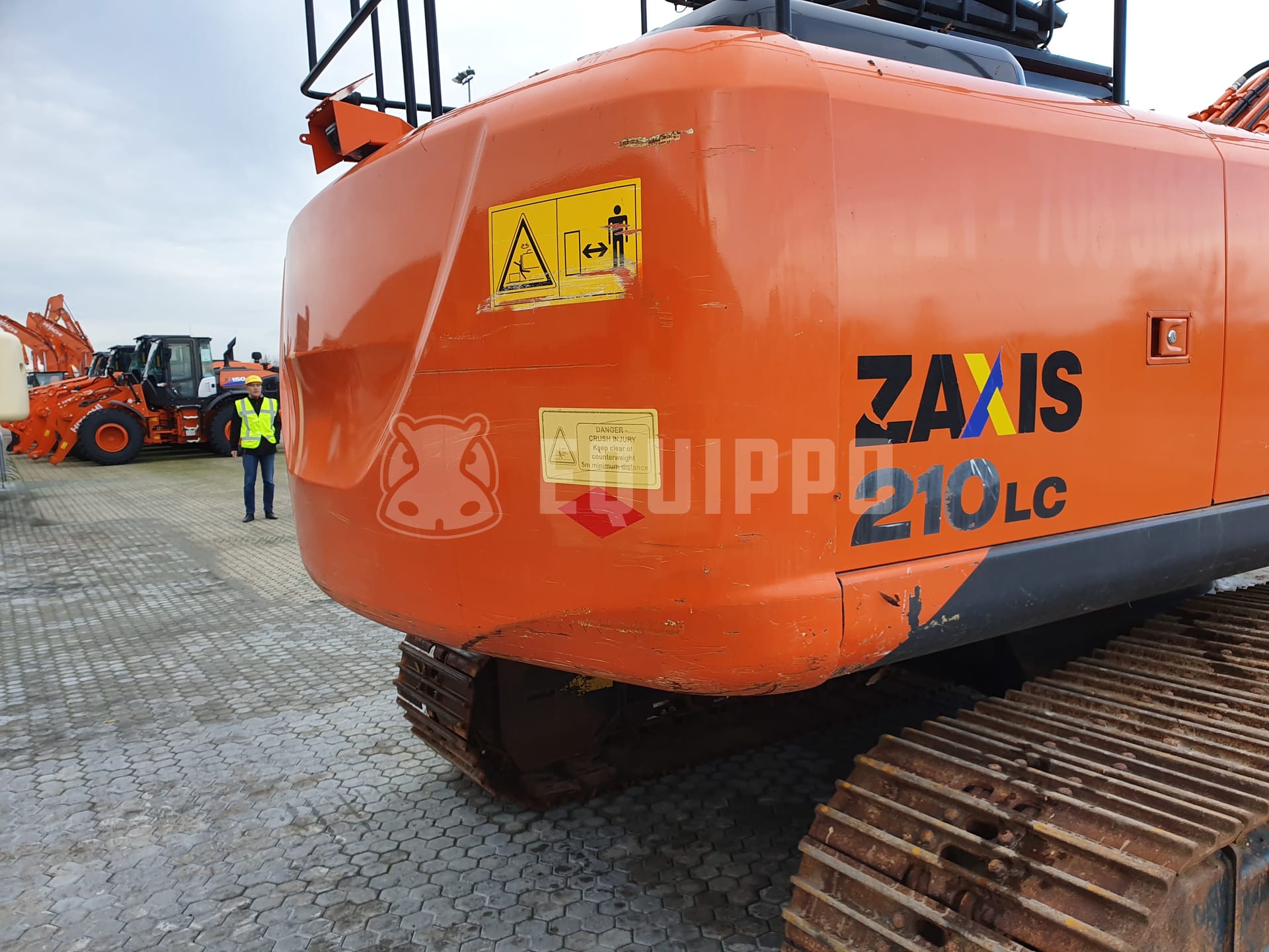 Hitachi ZX210LC-5B  - - Used Tracked Excavator