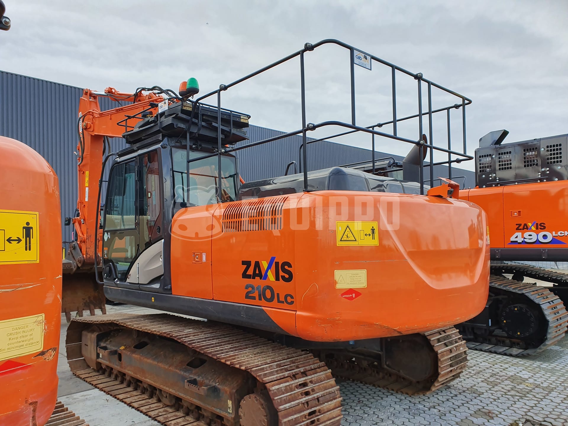 Hitachi ZX210LC-5B  - - Used Tracked Excavator