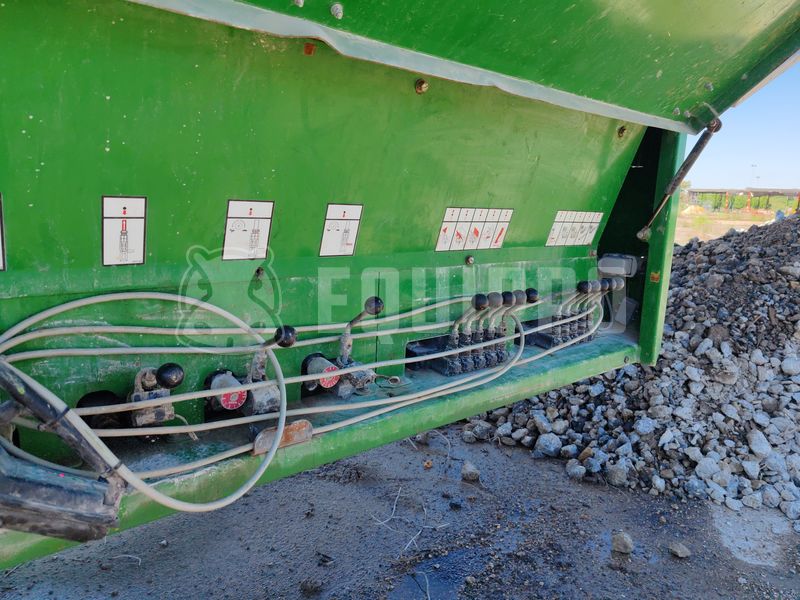 2021 ماككلوسكي J45-46708850