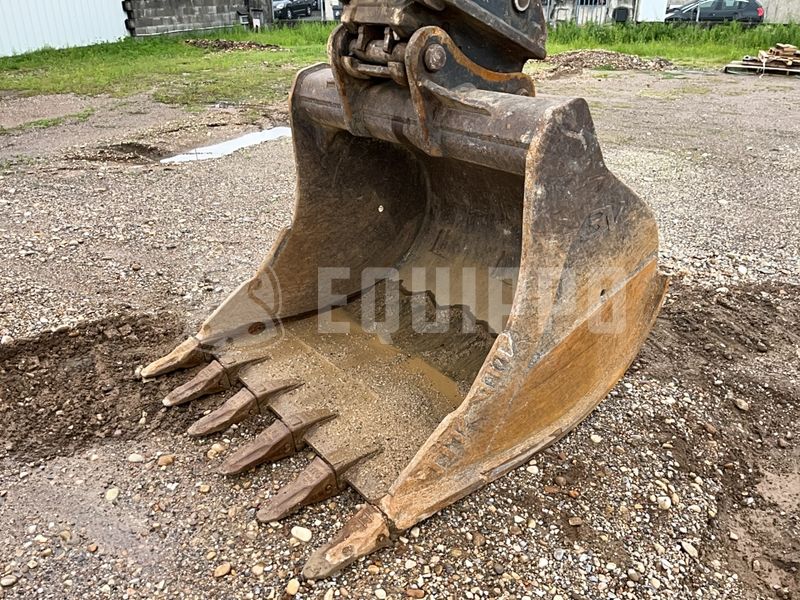 2017 Hyundai HX300-46915364