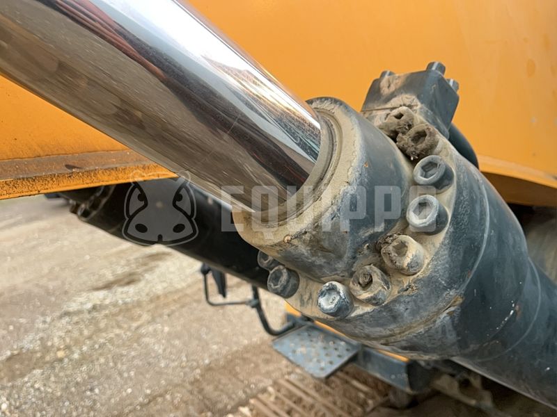 2017 Hyundai HX300-44357334