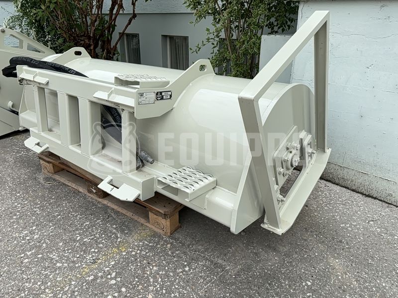 صورة ل مرفقات 2017 كاتربيلر LT18B Tiller
