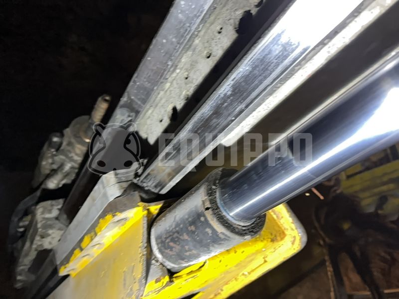 2010 Atlas Copco XE3C-44337033