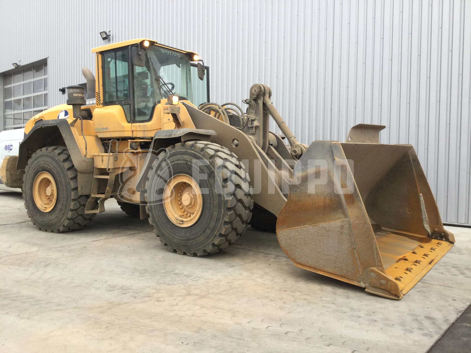 Volvo L180G  - - Used Wheel Loader