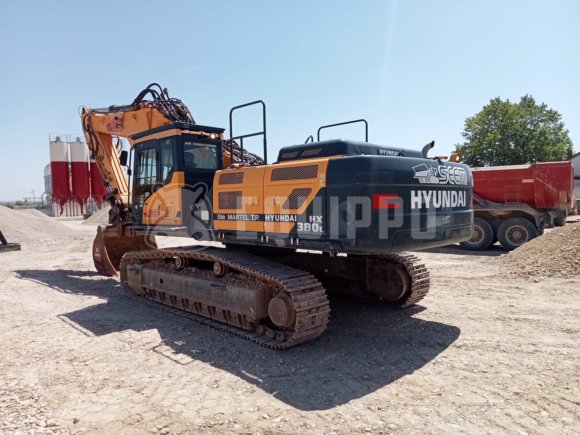 Hyundai HX380L with 20m longfront and excavation boom - - Used Demolition Excavator
