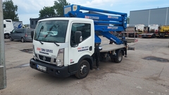 Isoli PNT220NLX en Nissan NT400 - - Plataforma sobre Camión Usada