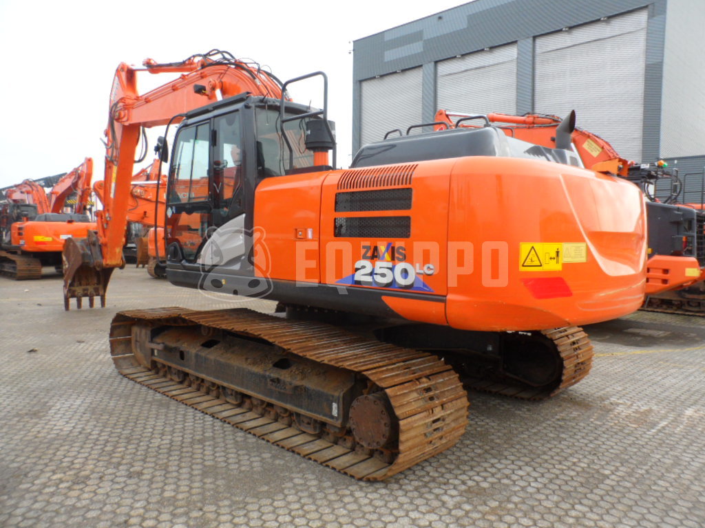 Hitachi ZX250LC-6  - - Used Tracked Excavator