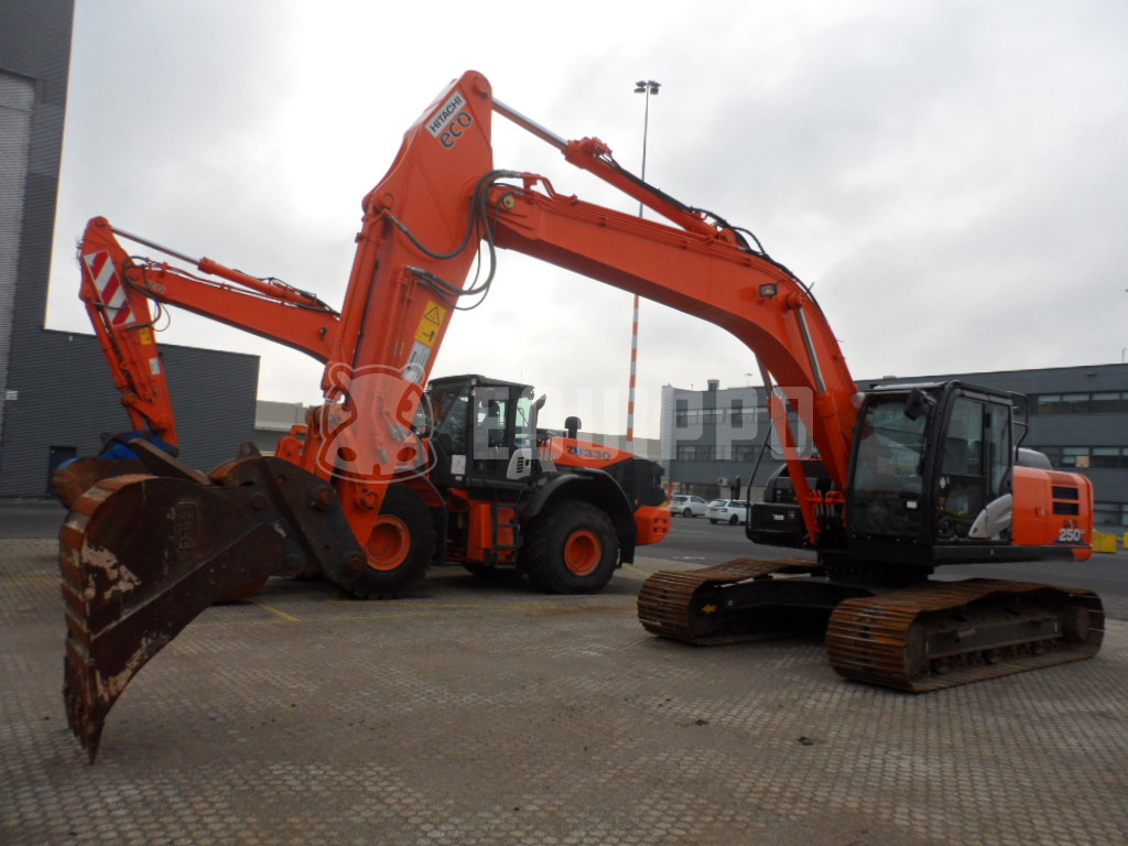 Hitachi ZX250LC-6  - - Used Tracked Excavator