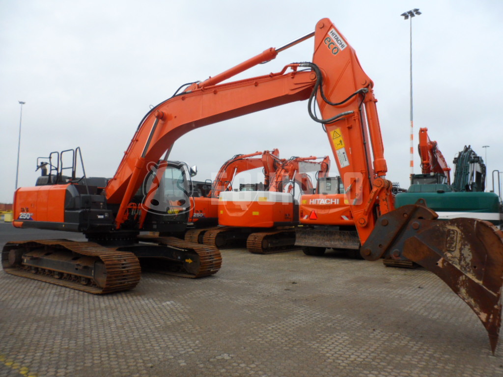 Hitachi ZX250LC-6  - - Used Tracked Excavator