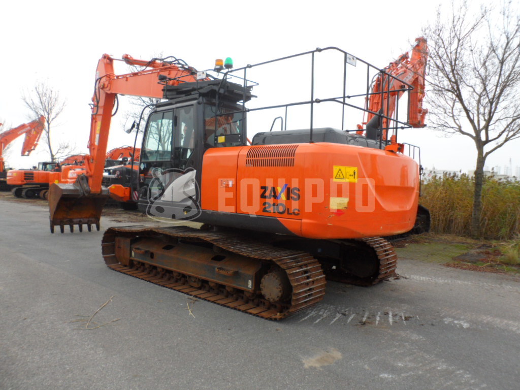 Hitachi ZX210LC-5B  - - Used Tracked Excavator