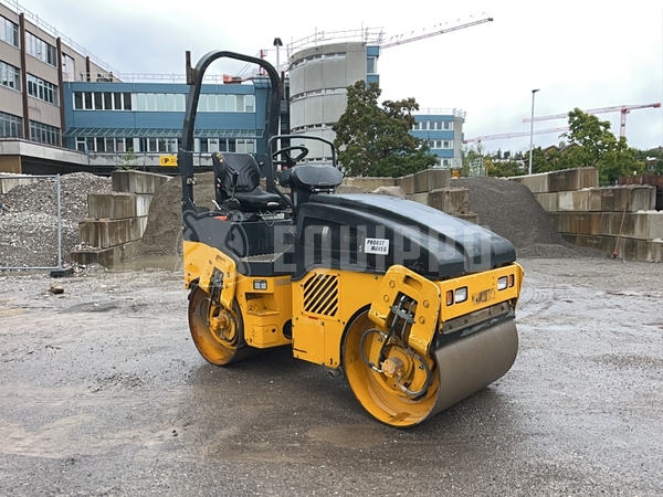 Picture of the Bomag BW 100 AD-4
