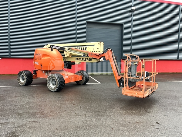 Picture of the JLG 450AJ (16m)