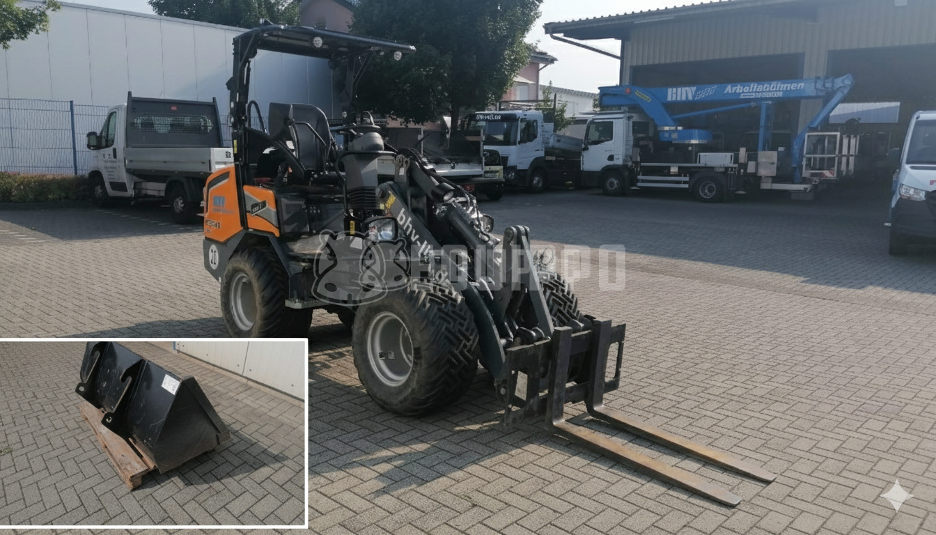 GIANT G2700 X-tra HD with loader bucket and palletfork - - Used Wheel Loader