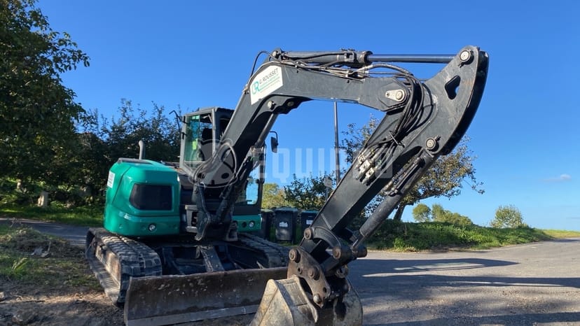 Bild des Eurocomach Es 85 Zt mit 3 Löffeln