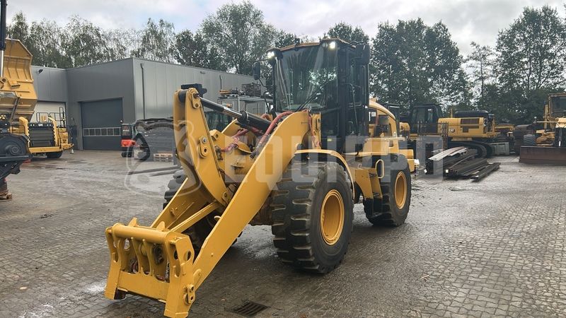 Caterpillar 930M - - Cargadora de Ruedas Usada