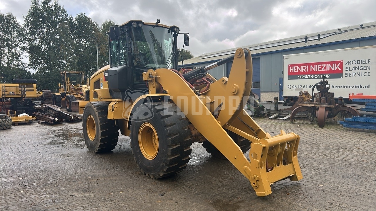 Caterpillar 930M  - - Used Wheel Loader