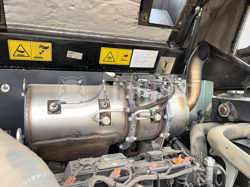 2022 يانمار V80-45433139