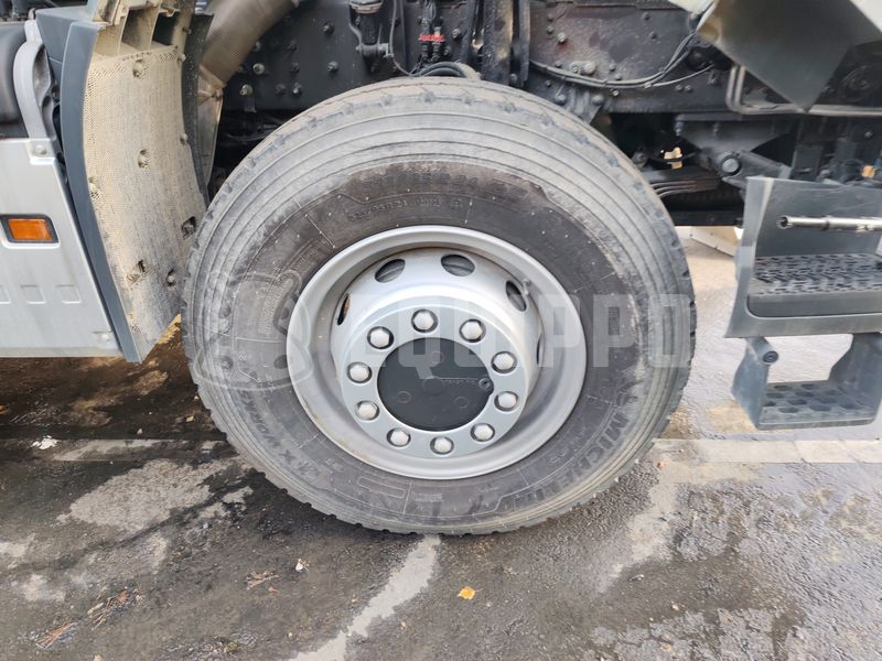 2024 فولفو FMX 500-47907541