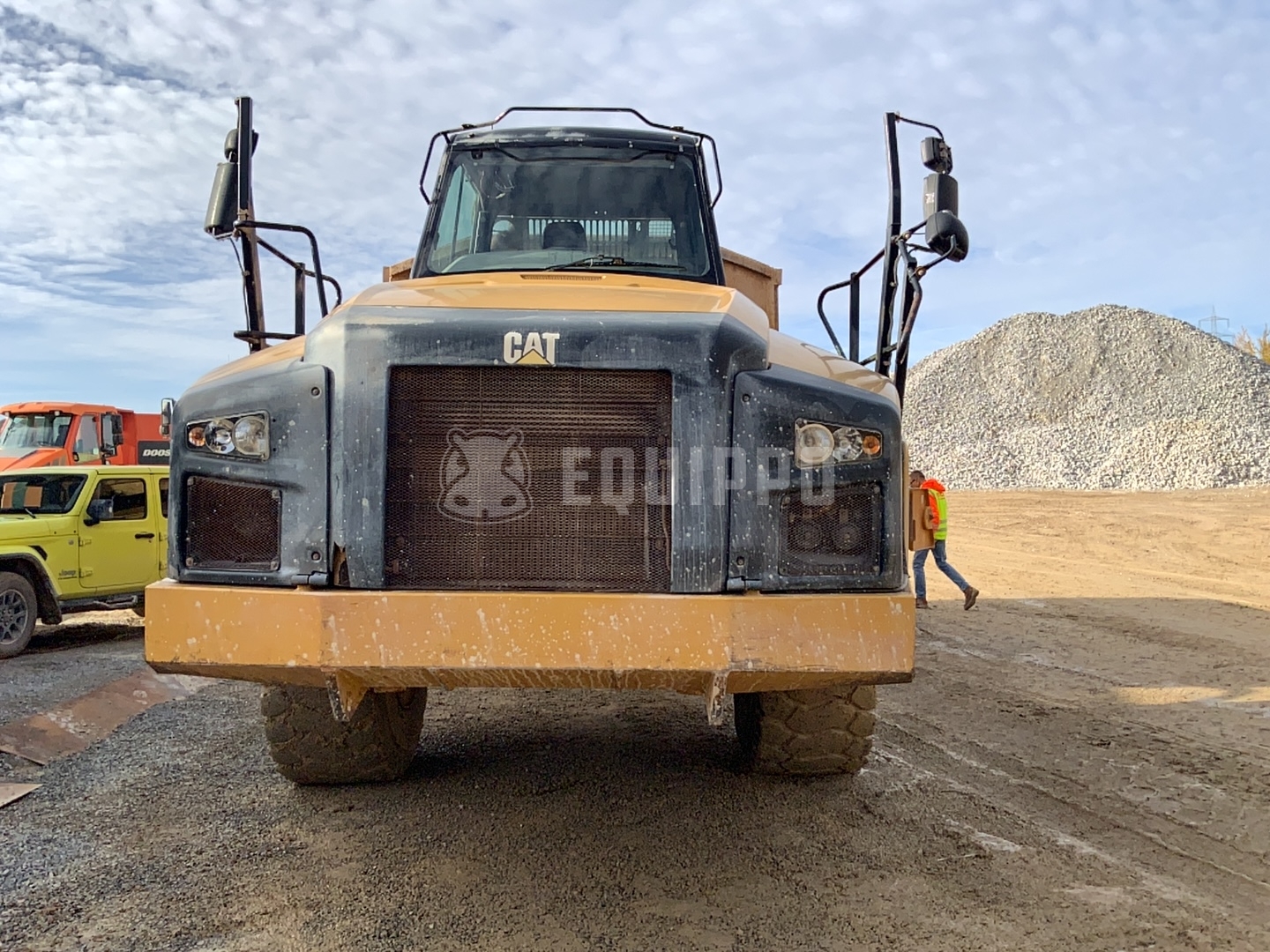 Caterpillar 735B - - Used Articulated Dump Truck
