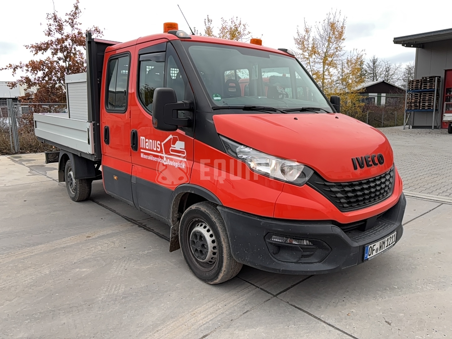 Iveco Daily 35S16H3.0D with Tool Box on both sides - - Używany Pojazd użytkowy - Wywrotka