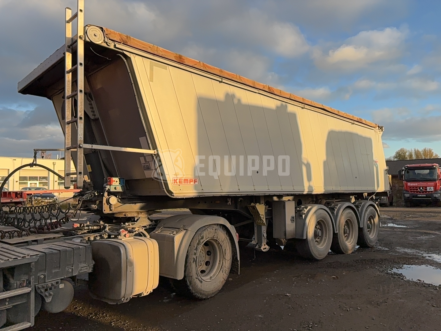Kempf 3-axle aluminium tipper semi-trailer  - - Used Tipper Semi-trailer