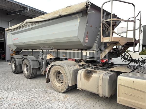Photo de la Schwarzmüller SM K-Series 2-axle steel segment tipper semitrailer