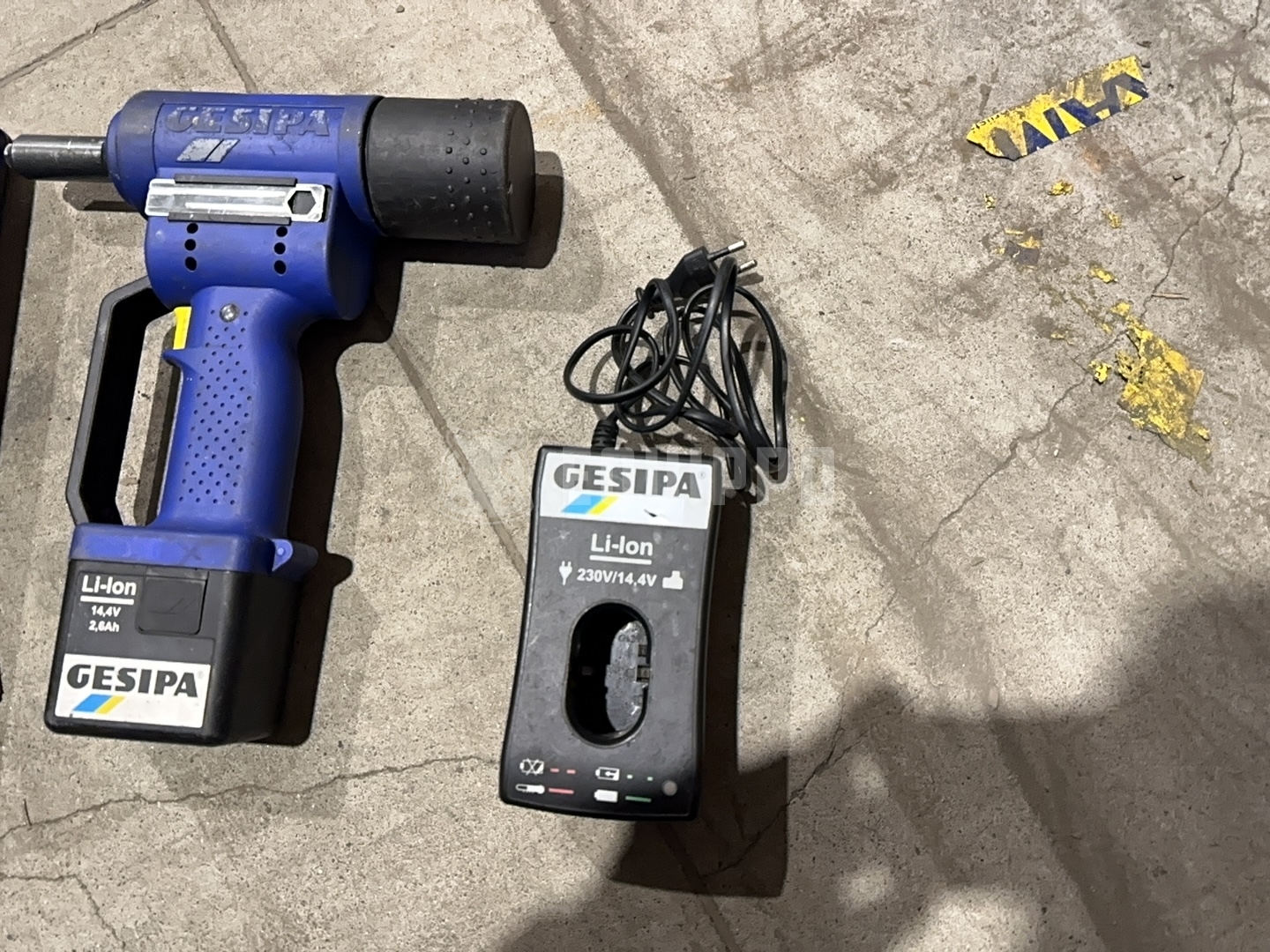 GESIPA POWERBIRD Nail gun 3.2 - 6.4mm Gesipa, battery - - Used Small Equipment