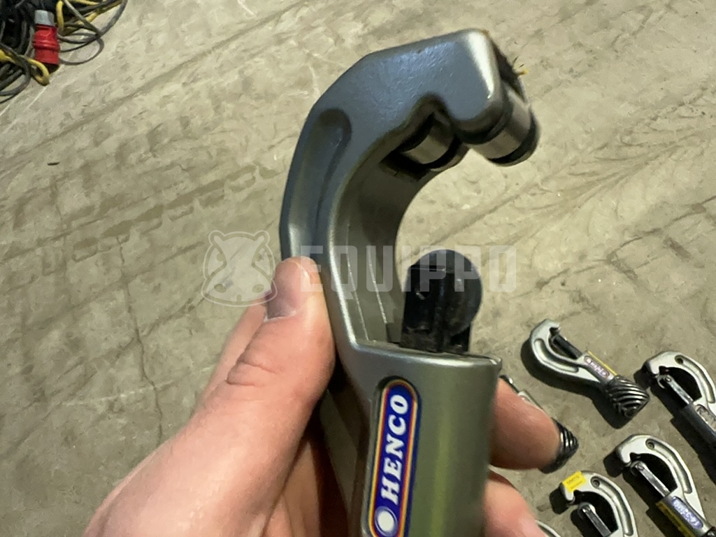 HENCO WHEEL CUTTER FOR PIPES Pipe cutter, rotatable - - Used Small Equipment