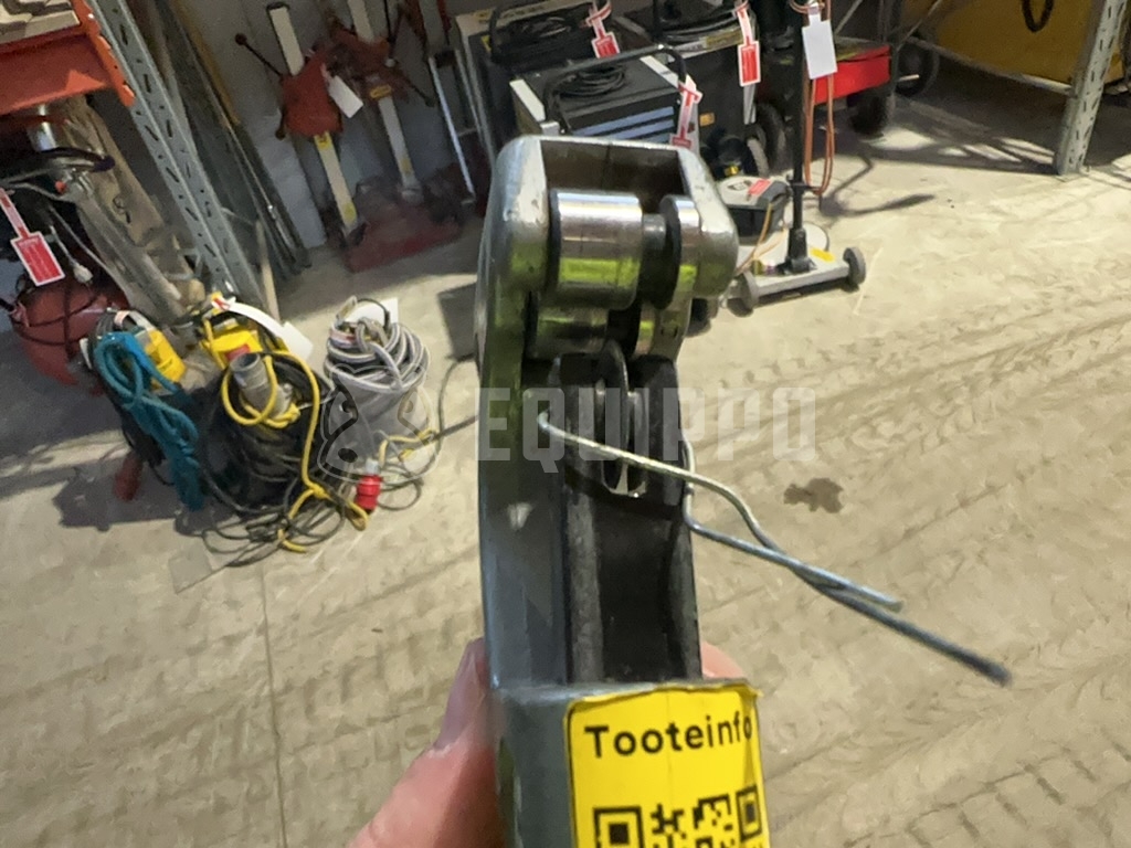 HENCO WHEEL CUTTER FOR PIPES Pipe cutter, rotatable - - Used Small Equipment