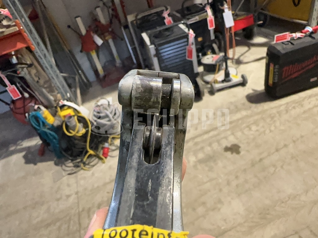 HENCO WHEEL CUTTER FOR PIPES Pipe cutter, rotatable - - Used Small Equipment