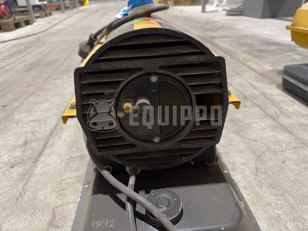 Master B70CED Calentador diésel 20kW - - Maquinaria Pequeña Usada