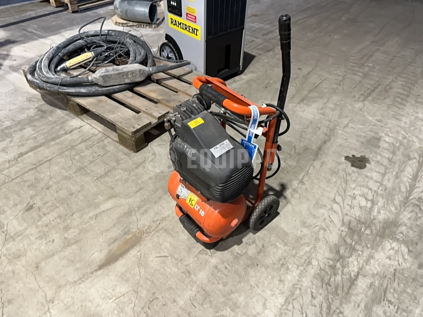 PASLODE PROLINE215 Compresor 215 L/min, eléctrico - - Compresor Usada