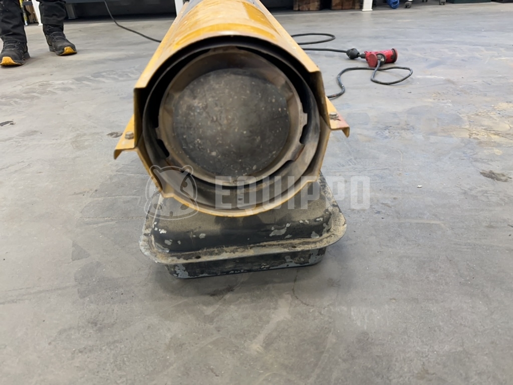 Master B70CED Calefactor diésel 20kW - - Maquinaria Pequeña Usada