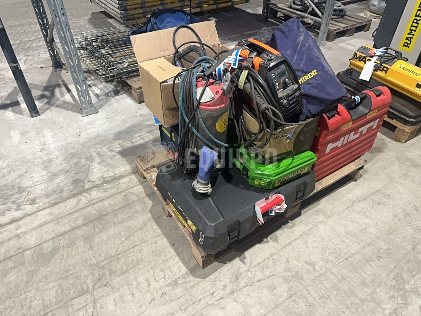 Pallet 25-Piece Contractor Power Tools - Cutting and Drilling Tools - - Used Small Equipment