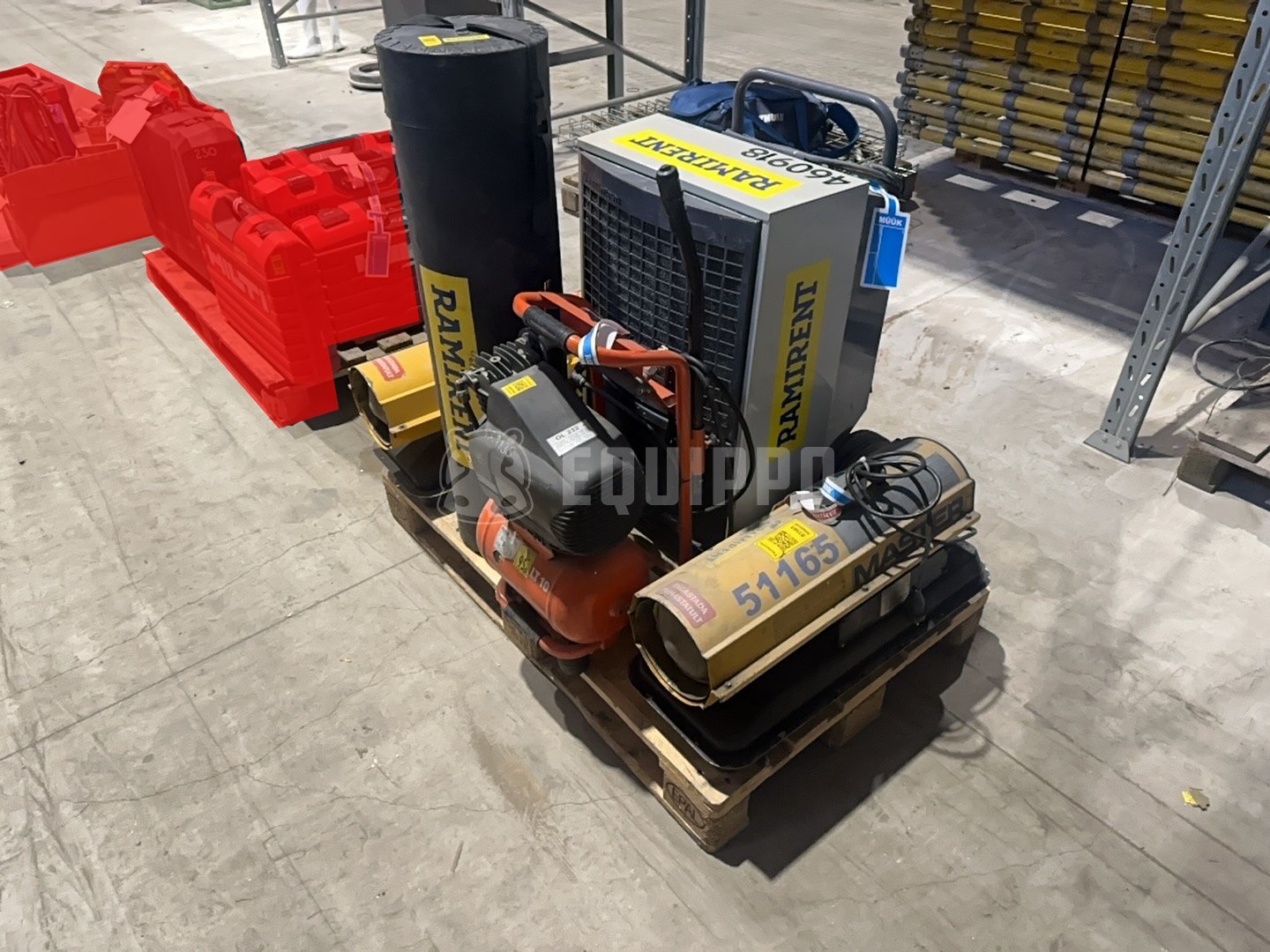 Pallet Construction Site Support Pallet – Heater, Light Mast, Dehumidifier & Compressor - - Maquinaria Pequeña Usada