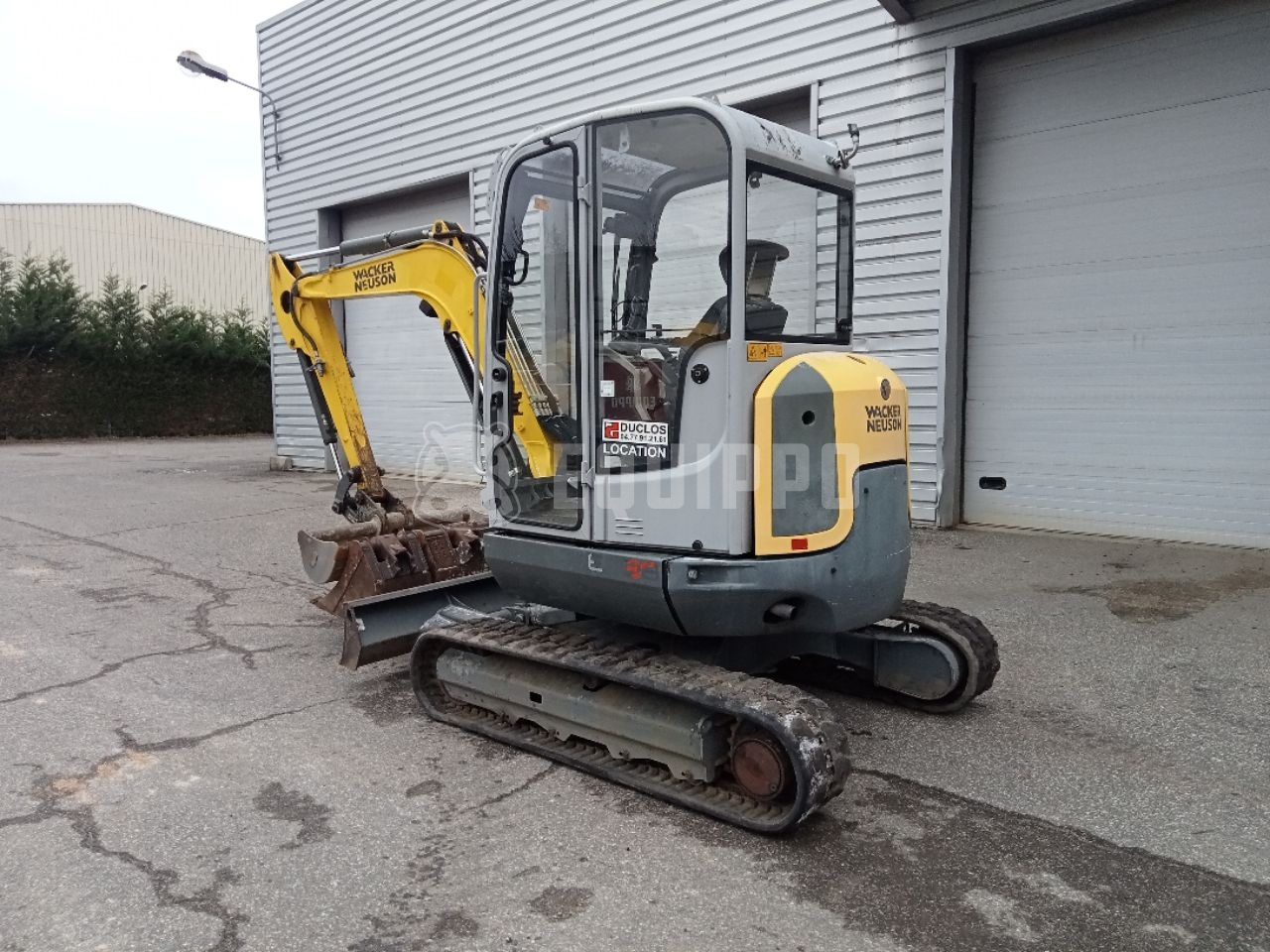Wacker Neuson EZ38  - - Mini Excavadora Usada