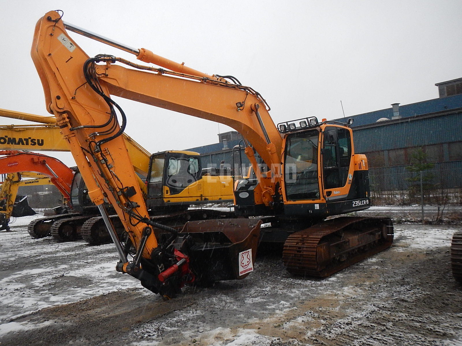 Hyundai ROBEX 235 LCR-9  - - Used Tracked Excavator
