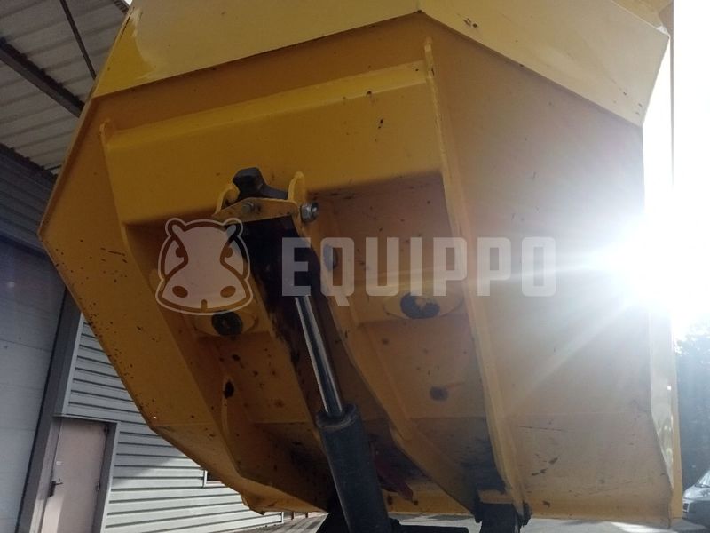 2018 واكر نيوسون DW50-47775635