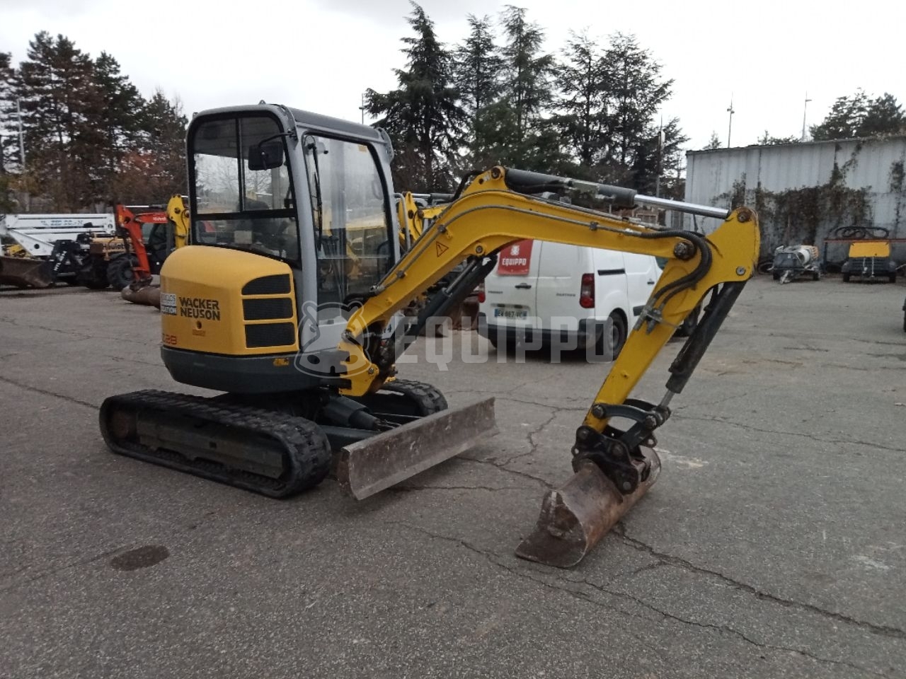 Wacker Neuson EZ28 with 3 excavator buckets - - Used Mini Excavator  < 7t